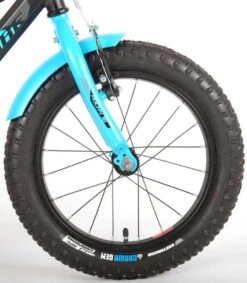 Volare Rocky Kinderfiets - 16 Inch - Zwart Blauw - 95% Afgemonteerd - Prime Collection 26 Volare Rocky Kinderfiets - 16 Inch - Zwart Blauw - 95% Afgemonteerd - Prime Collection -Professionele Winkel Voor Fietsuitrusting 1049x1200