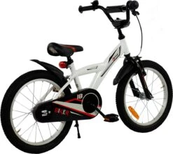2Cycle Biker Kinderfiets - 18 Inch - Wit - Jongensfiets -Professionele Winkel Voor Fietsuitrusting 1200x1067 1