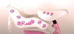 Volare Rose Kinderfiets - 12 Inch - Meisjes - Roze/wit - 95% Afgemonteerd -Professionele Winkel Voor Fietsuitrusting 1200x561