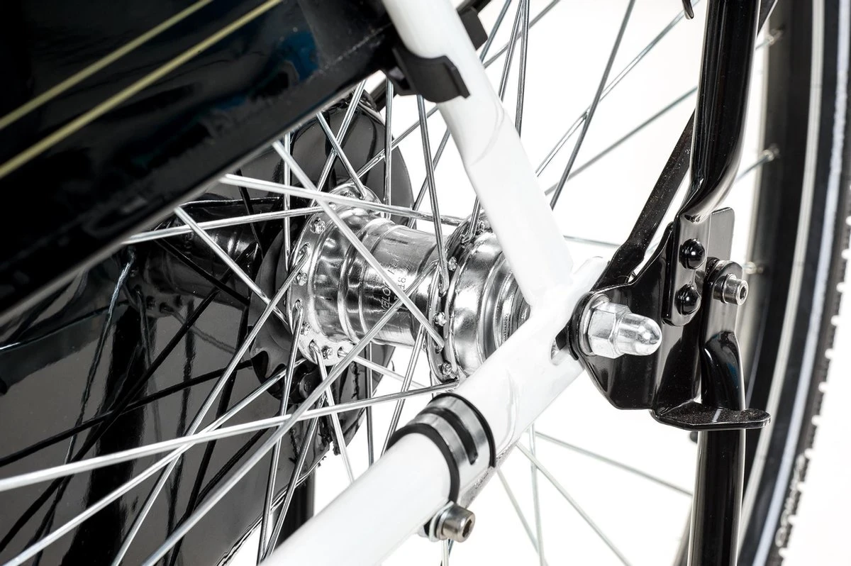 Amigo Eclypse Transportfiets 28 Inch - Omafiets Met Voordrager - Wit/Zwart 8 Amigo Eclypse Transportfiets 28 Inch - Omafiets Met Voordrager - Wit/Zwart - Afbeelding 6